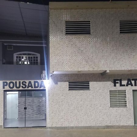Pousada Quarto Com Tv,Ar,Frigobar,Wifi E Garagem Апаресида Екстериор снимка